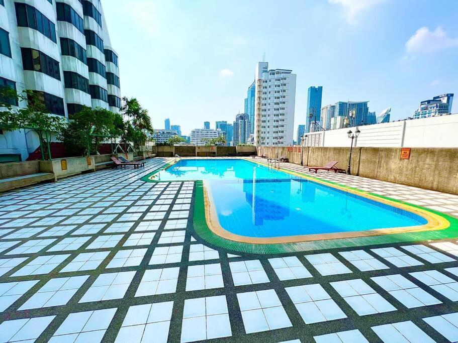 Selfcheckin Omni Tower Sukhumvit4 Nana Asoke Bts Mrt Hispeed Wifi Pool&gym Apartamento